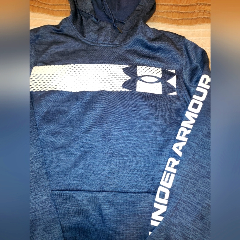 Men's sweatshirt